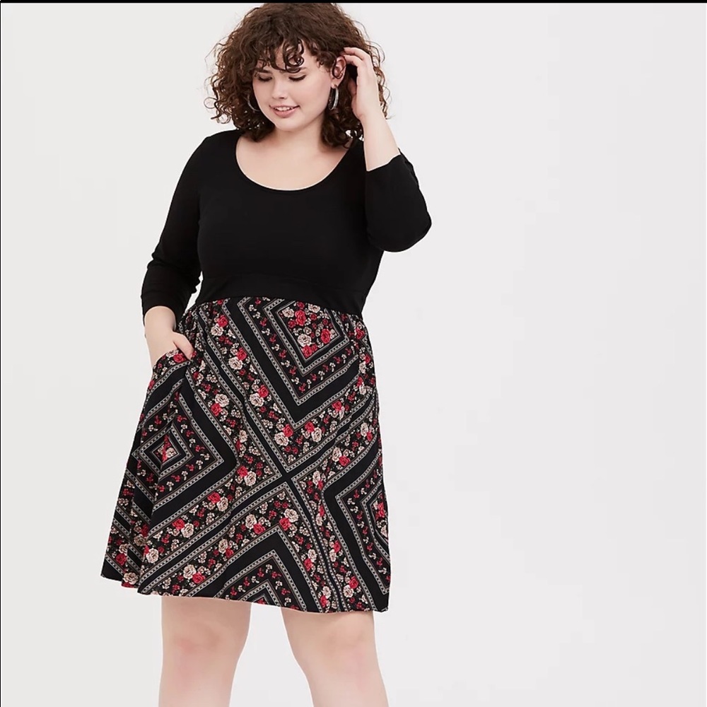 Torrid Skater Dress Size 0